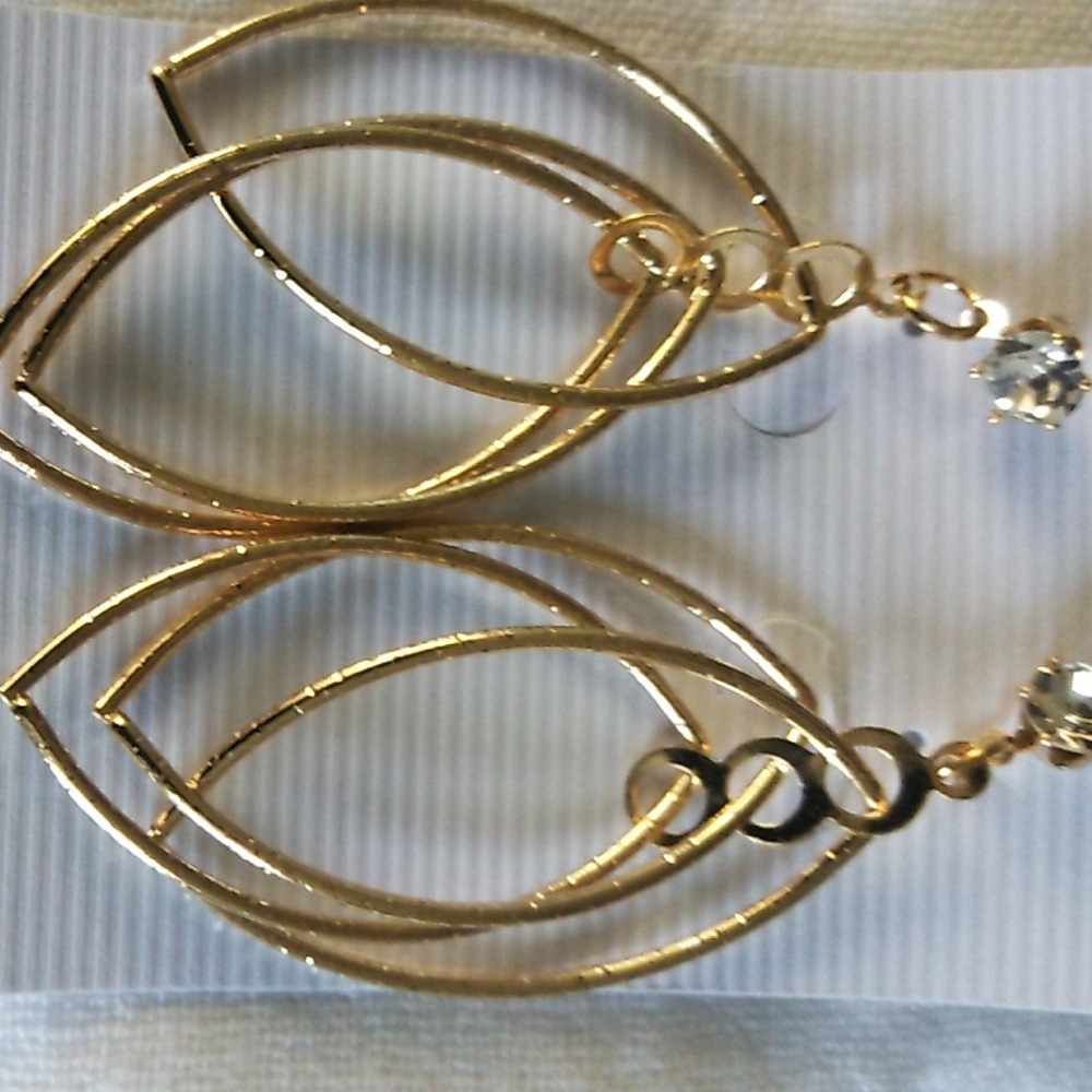 Gold triple Eye Earrings
